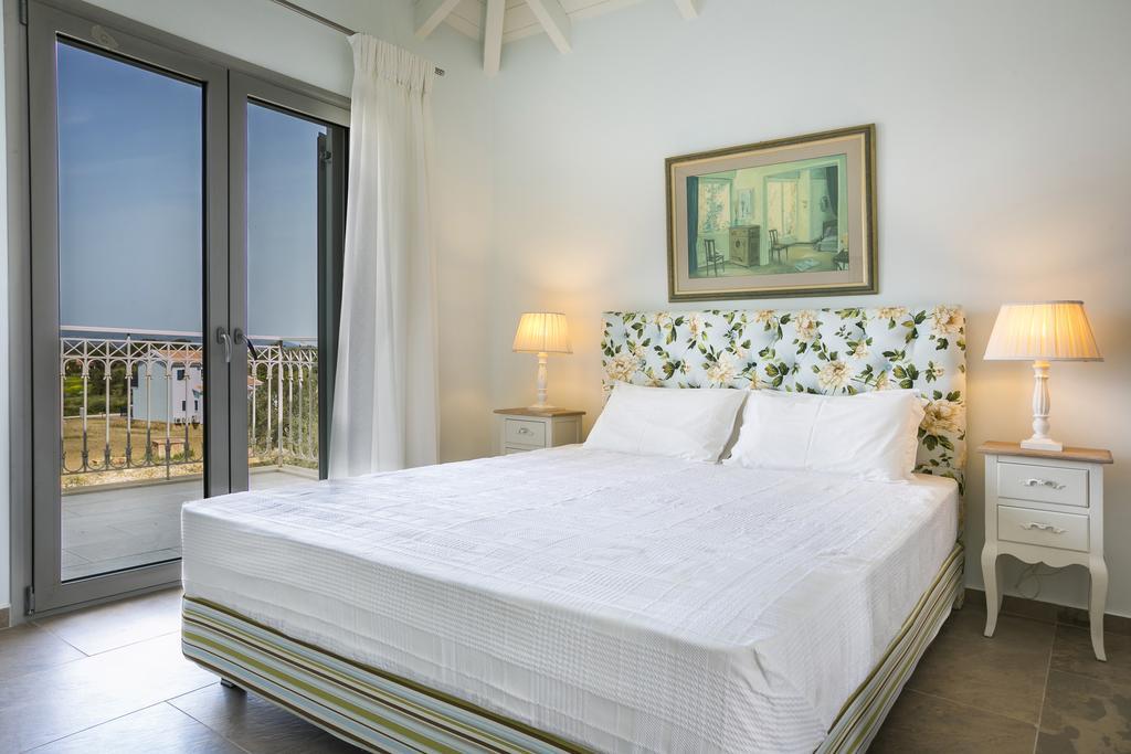 סבורונטה Afrodite Luxury Villa מראה חיצוני תמונה