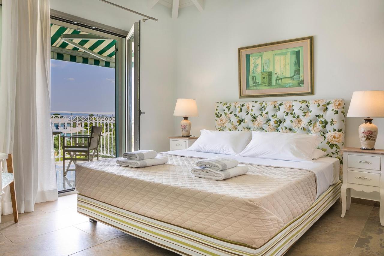 סבורונטה Afrodite Luxury Villa מראה חיצוני תמונה